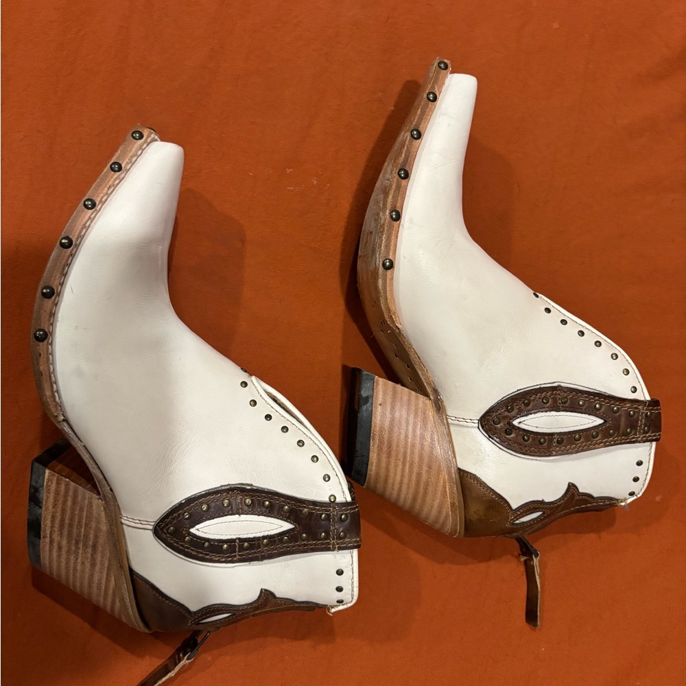 Ariat Cowgirl Boots